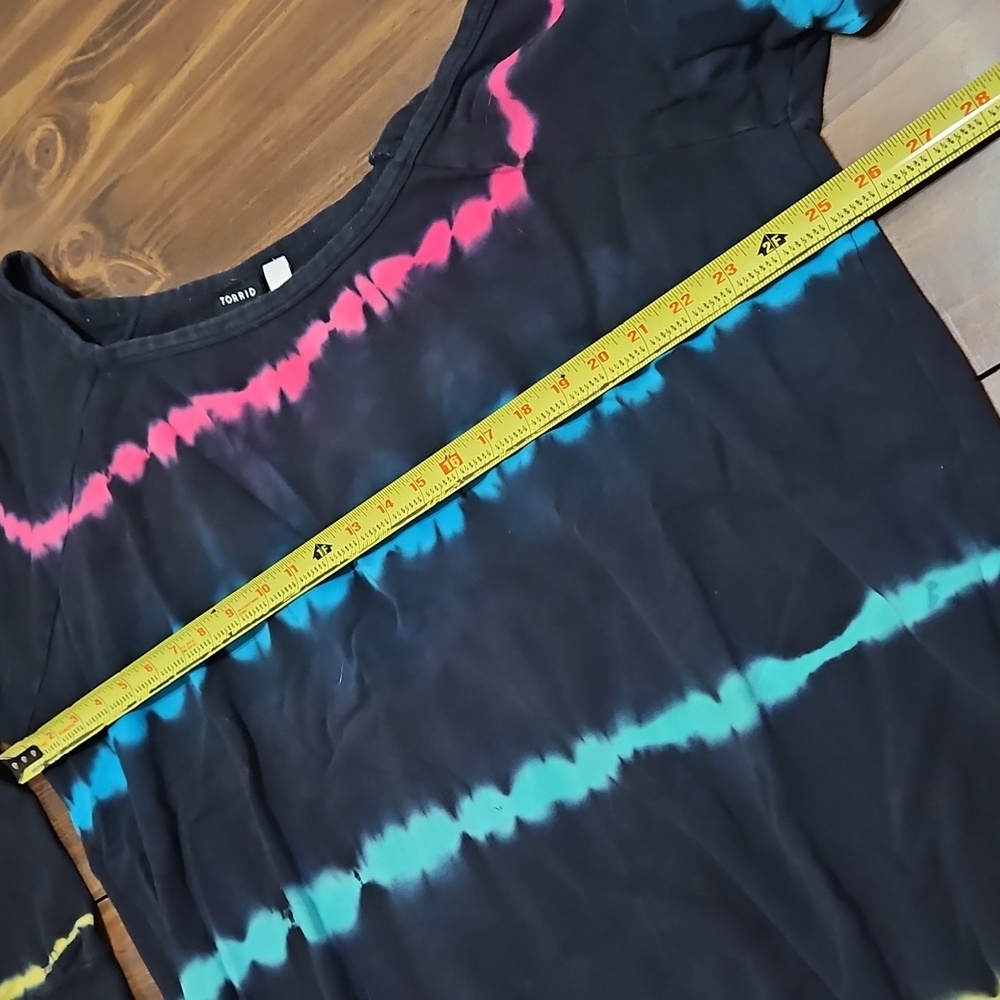 Torrid Multicolor Tie-Dye Off-Shoulder Top - Picture 3 of 6